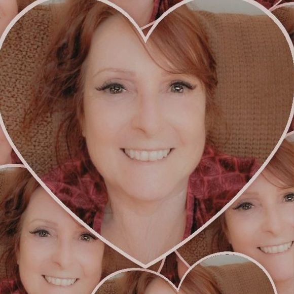 Meet your Posher, Cindy - Picture 1 of 1